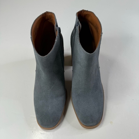 Lucky Brand Pellyon Suede Ankle Booties in Open Gray Size 6.5 - Picture 3 of 8